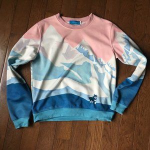 Yizistore winterscape sweatshirt sz small (RARE)